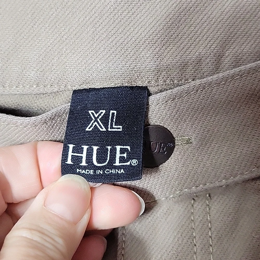 HUE Women's Khaki Leggings Size XL - Picture 5 of 10